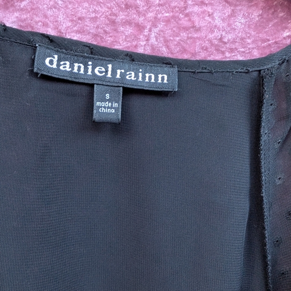 Long black flowy dress - Picture 6 of 6